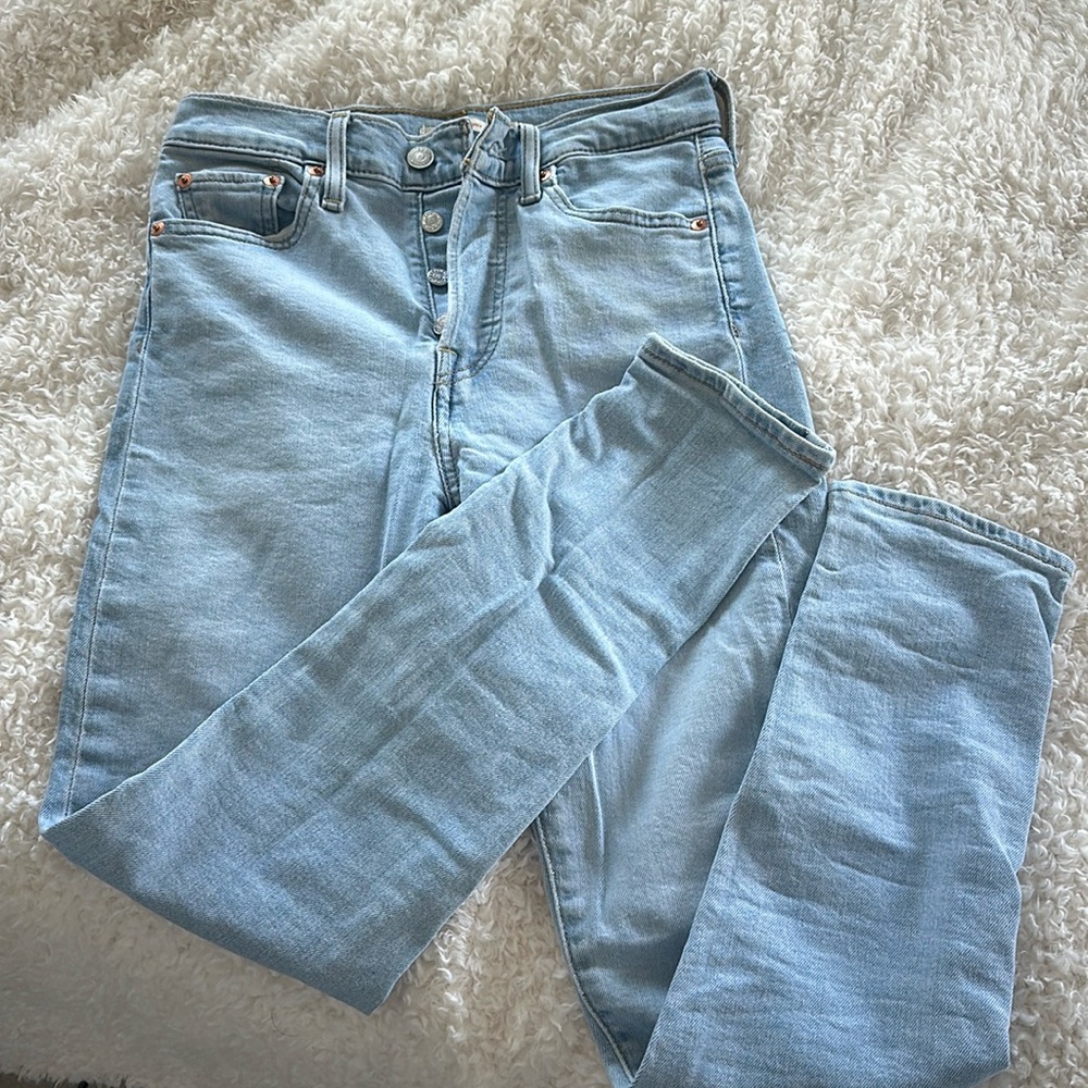 Levi’s wedgie skinny size 26